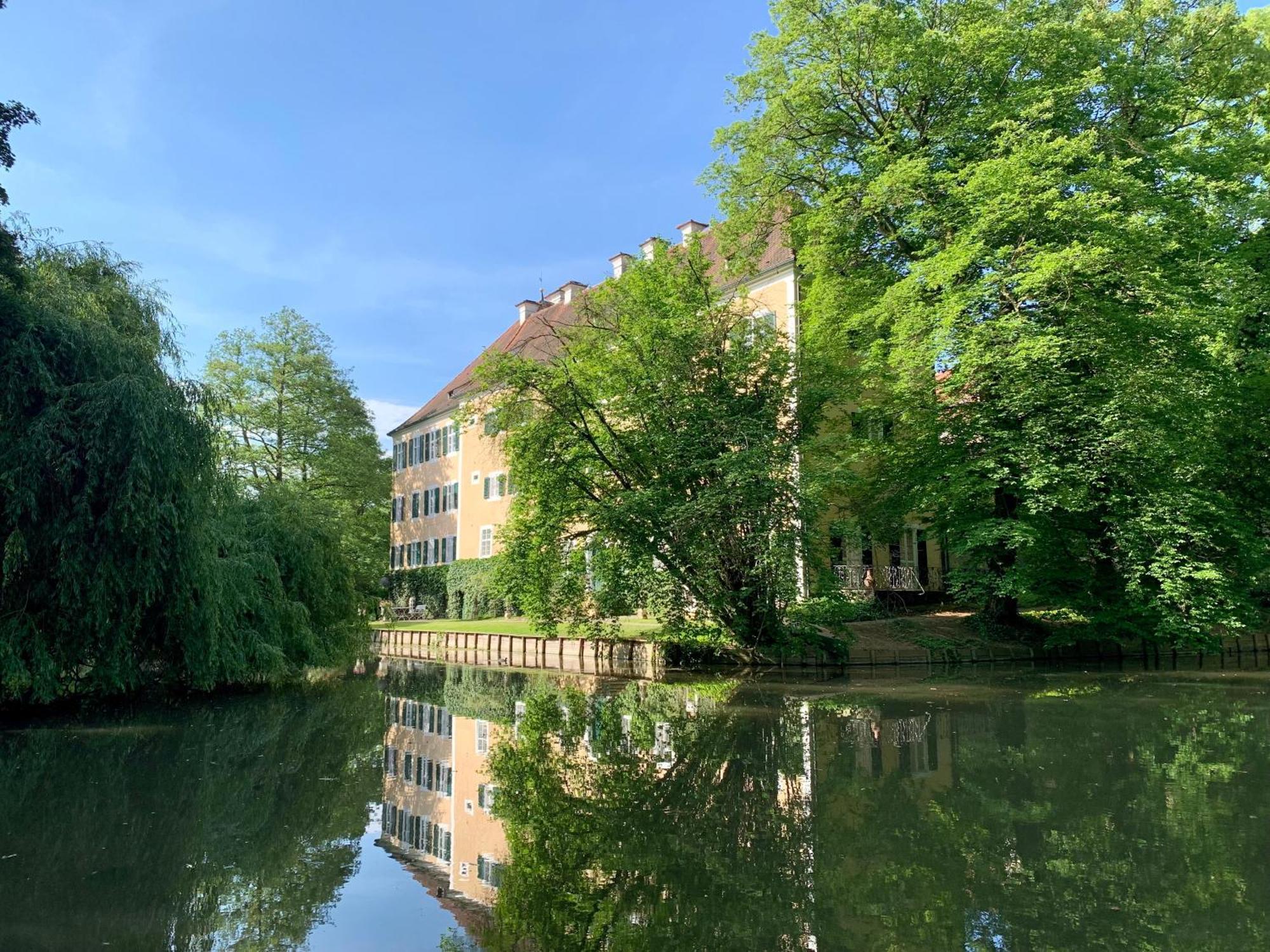 Wohnen Im Wasserschloss Sandizell Шробенхаузен Екстериор снимка
