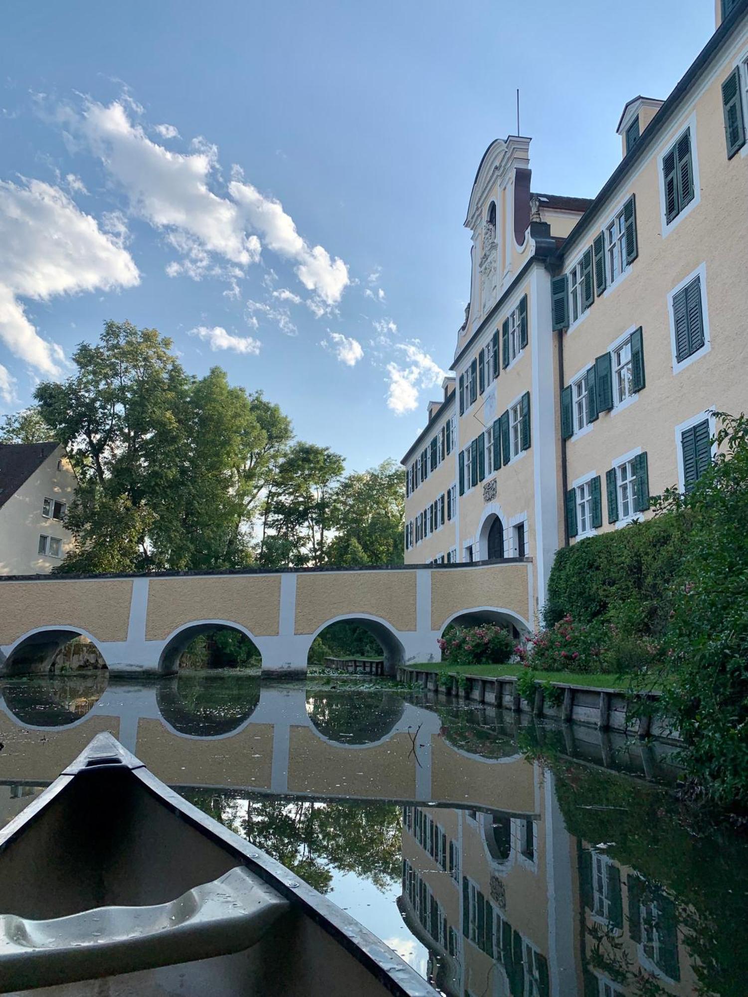 Wohnen Im Wasserschloss Sandizell Шробенхаузен Екстериор снимка